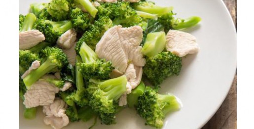 insalata di pollo con broccoli